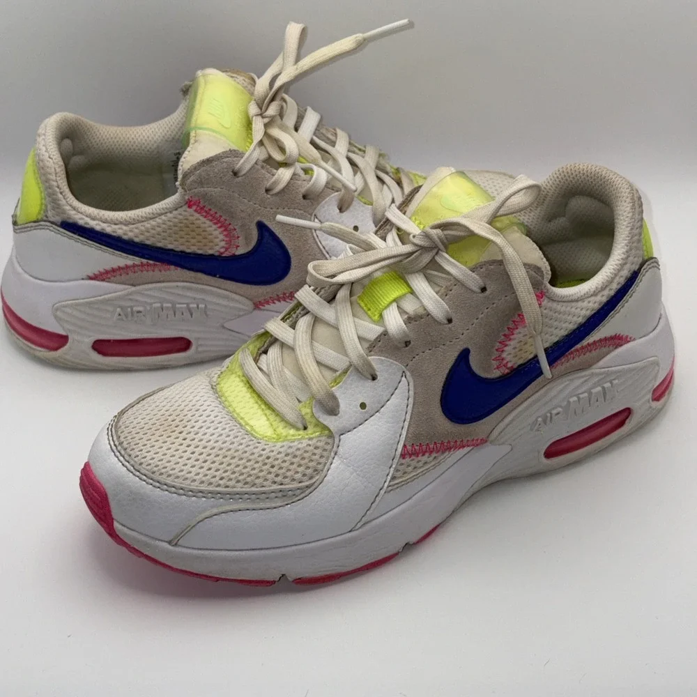 Women's Nike Air Max DD2955-100 White Running Sneakers Size Women's 6